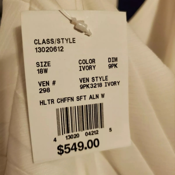 Wedding Gown - Picture 8 of 10